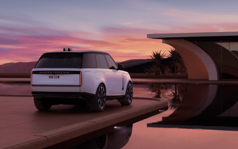 RANGE ROVER: RAMADAN IS EVERYWHERE