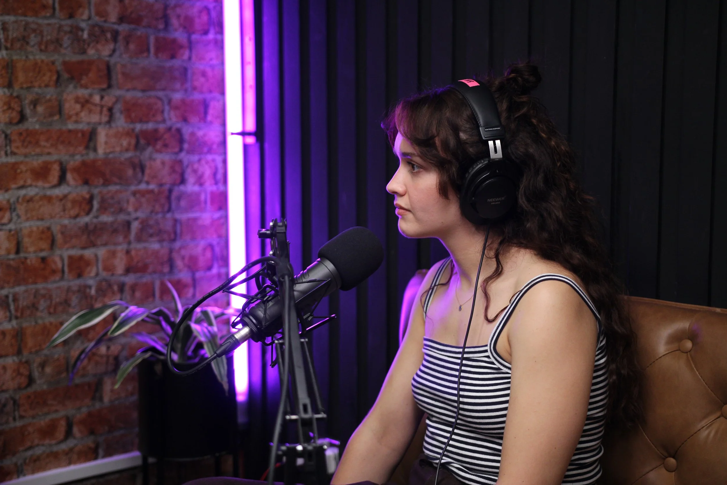 London Podcast Production Company & Agency From £99 Per Episode