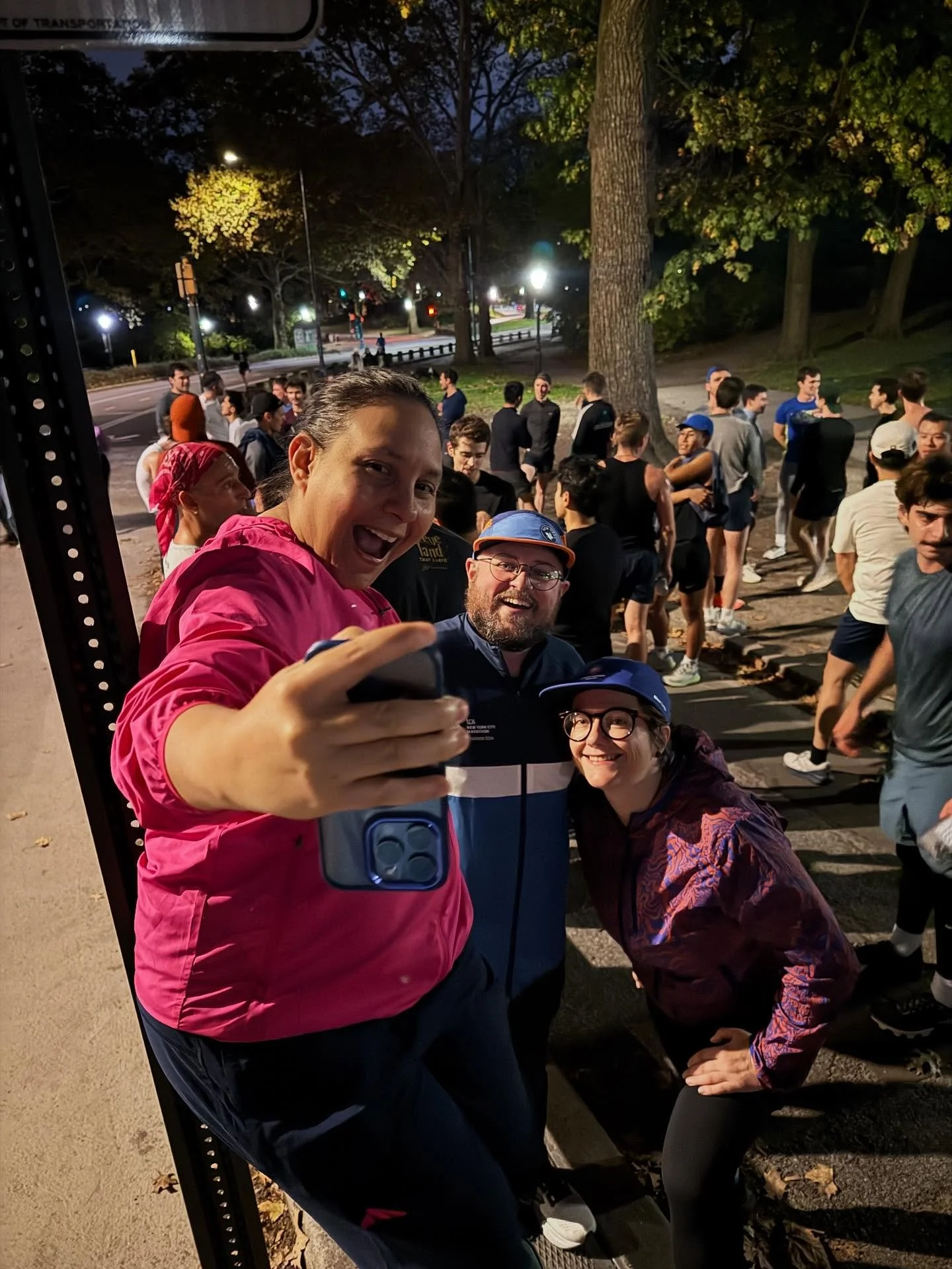 All smiles as we’re just ten days away from the @nycmarathon π₯²