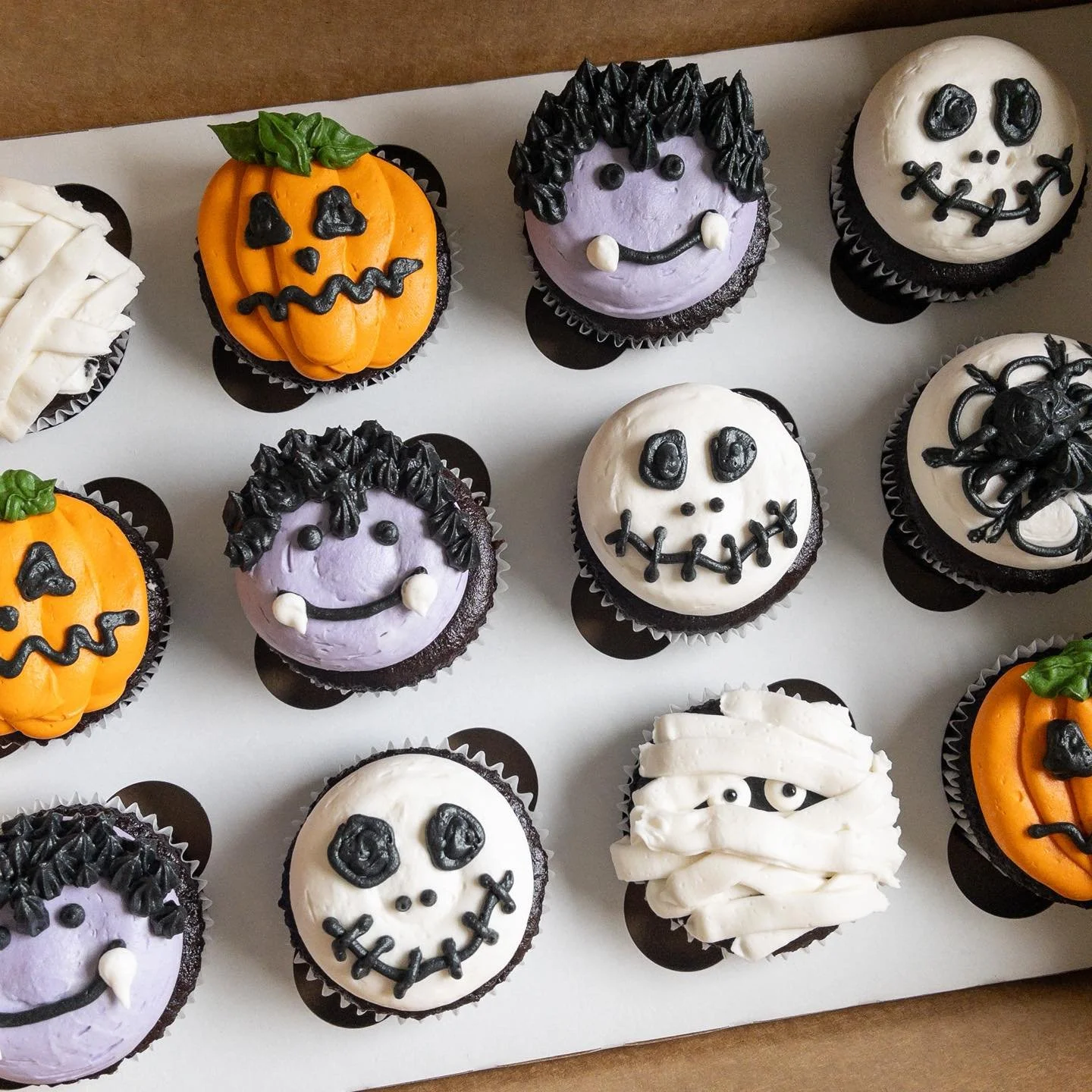 Hi friends!!! I promise I’m still here… every time I go to post, I get pulled away and by the time I remember, it’s later during the day and I think it’s too late then to post, and then repeat the next day. π 
I know some w