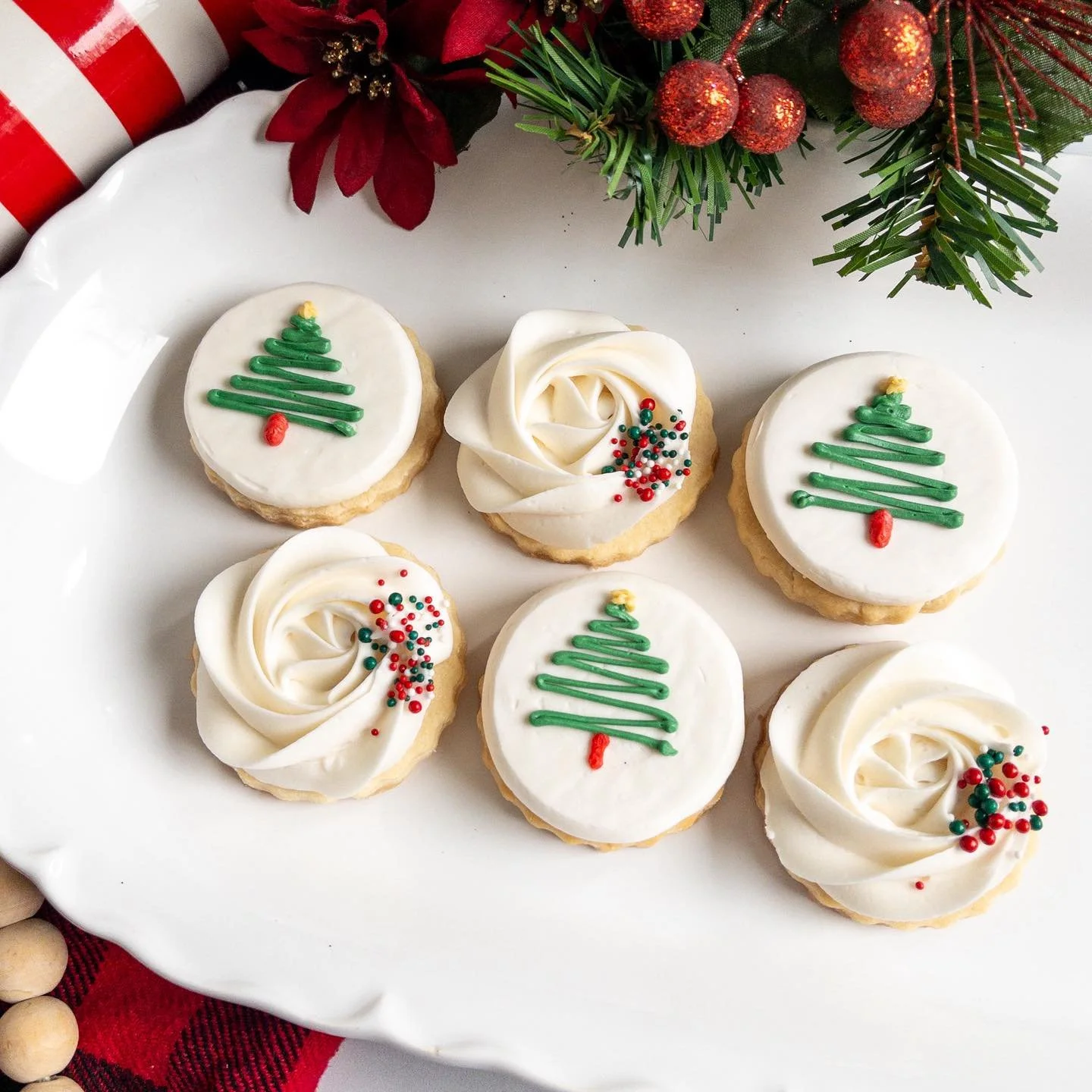 Time is not slowing down and the holidays will be here before we know it! The menu has been set and is available to preorder for pickup Monday, December 22nd and Tuesday, December 23rd in Richfield. 

Preordering will close Saturday, December 20th at