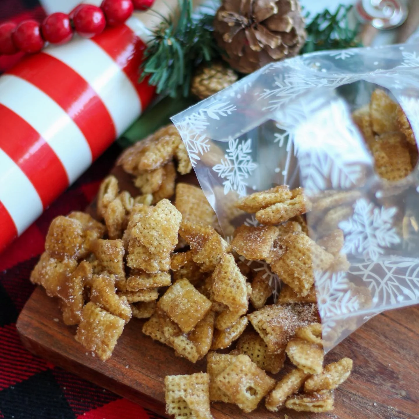 Merry Christmas Eve Eve! Extras are posted and available to snag on the website.