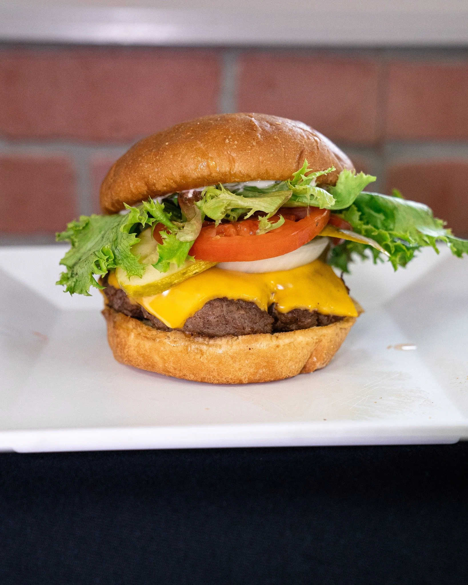 Nothing beats the classics. 🍔
Our All American Cheeseburger keeps it simple with a juicy hamburger patty and melted cheese. The way a true classic should be!