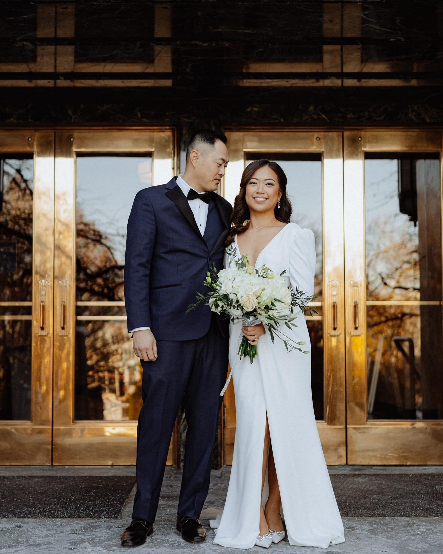 A little preview from Jhonna &amp; Tho&rsquo;s intimate wedding last week on one of the coldest days in Vancouver. Although it was bitterly cold, it was a day filled with warm hearts and love ❤️

Photographer: @natalieyungphoto 
Hair &amp; Makeup: @c
