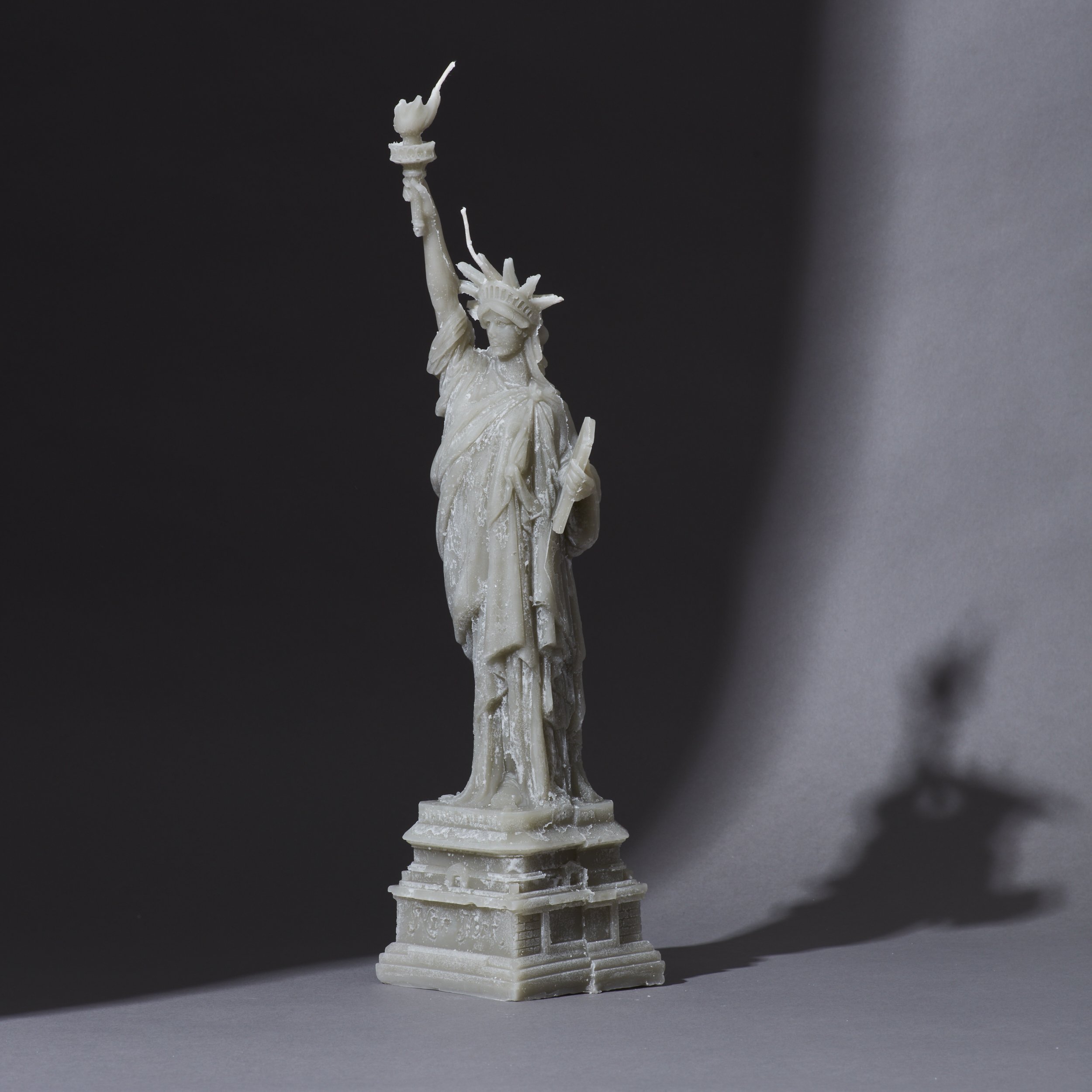 240327_JF_SWIV_CANDLES_STATUE_OF_LIBERTY_069.jpg
