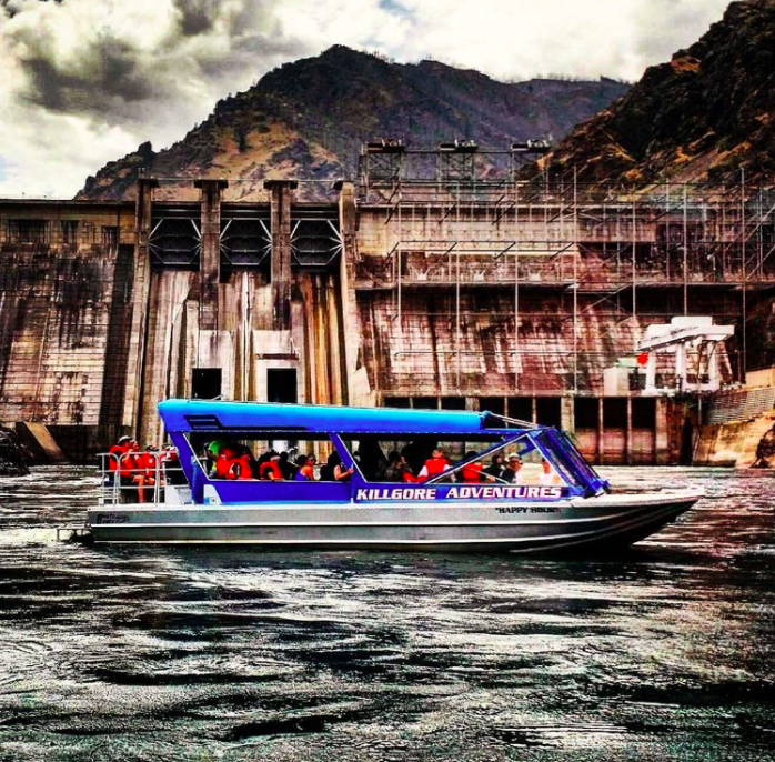 Killgore jetboat at the dam on the Snake River