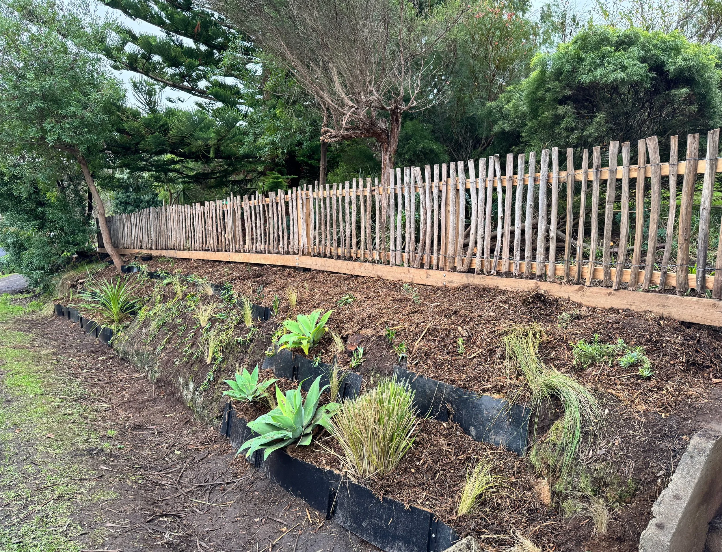 2026 - Fencing and retaining wall works