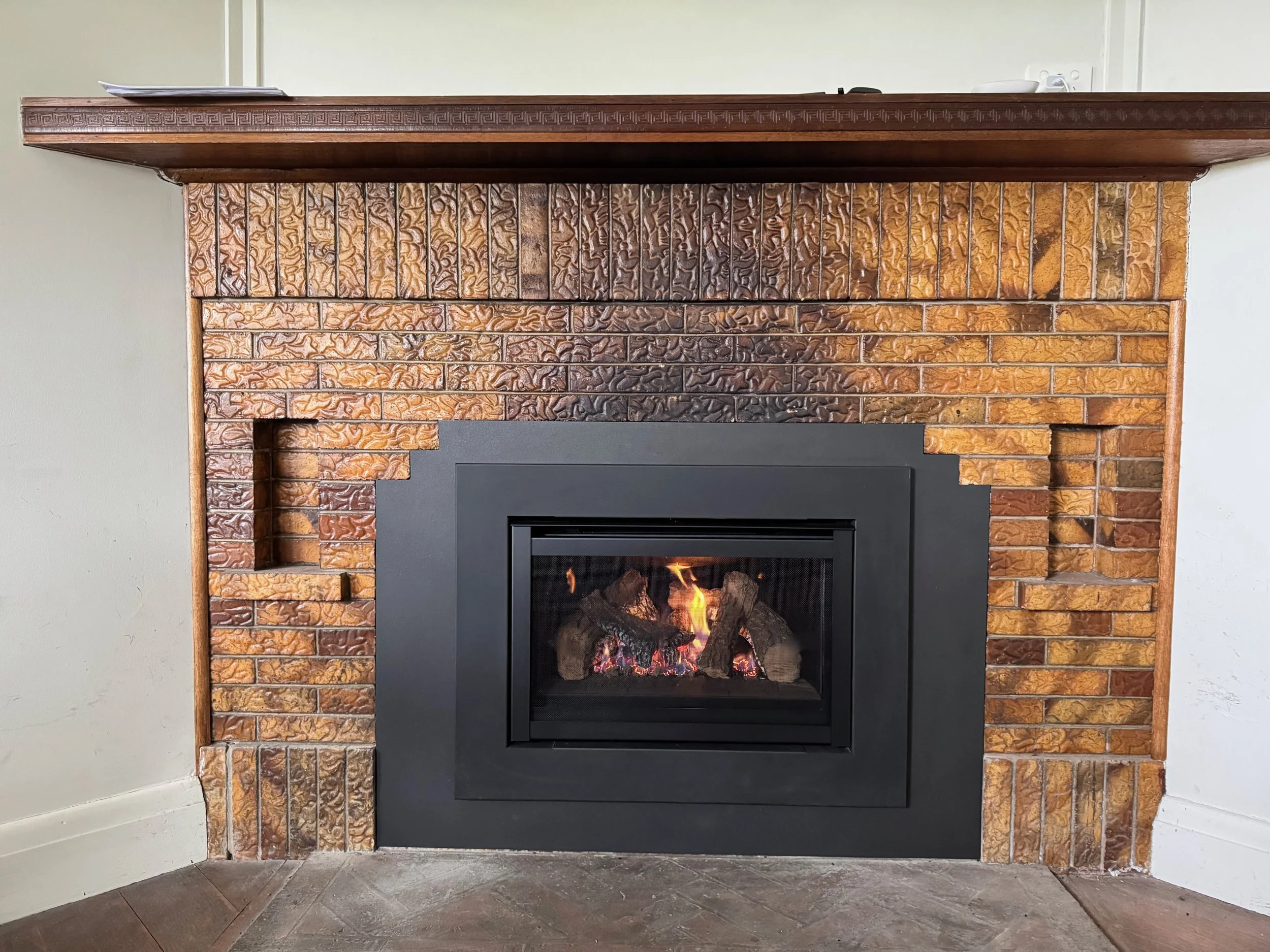 2025 - New Gas Fireplace