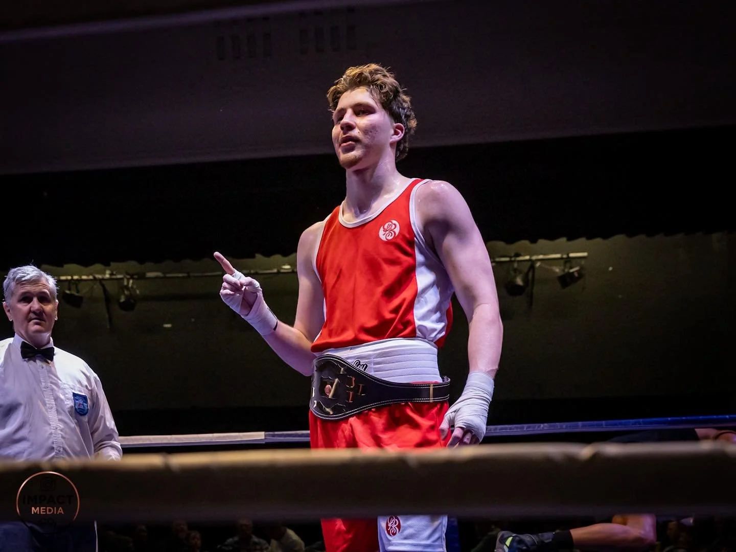 🥊💥📸 A strong amateur bout at Bad Intentions 10 in Gunnedah, featuring Noah Humphries (fighting out of Chalkys Boxing Gym, Moree) and Souhaib Khoder (Ironfist Boxing, Sydney). 👊 Both fighters showed great skill, composure, and respect in the ring 