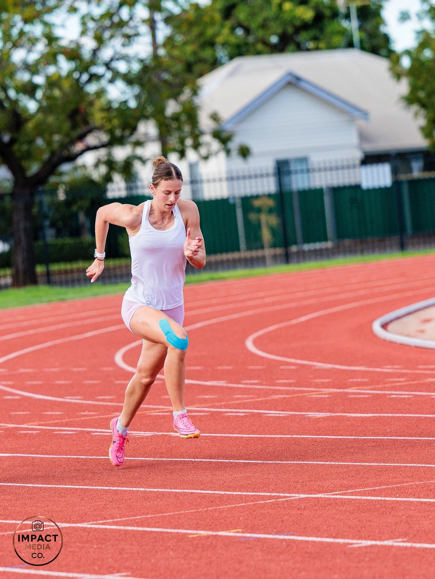 Speed. Strength. Focus. 🏃&zwj;♀️🔥

No shortcuts. No excuses. Just the work.

Always a privilege to capture athletes pushing their limits and chasing that next level. 💥

#running #sport #athlete #impactmediaco #training