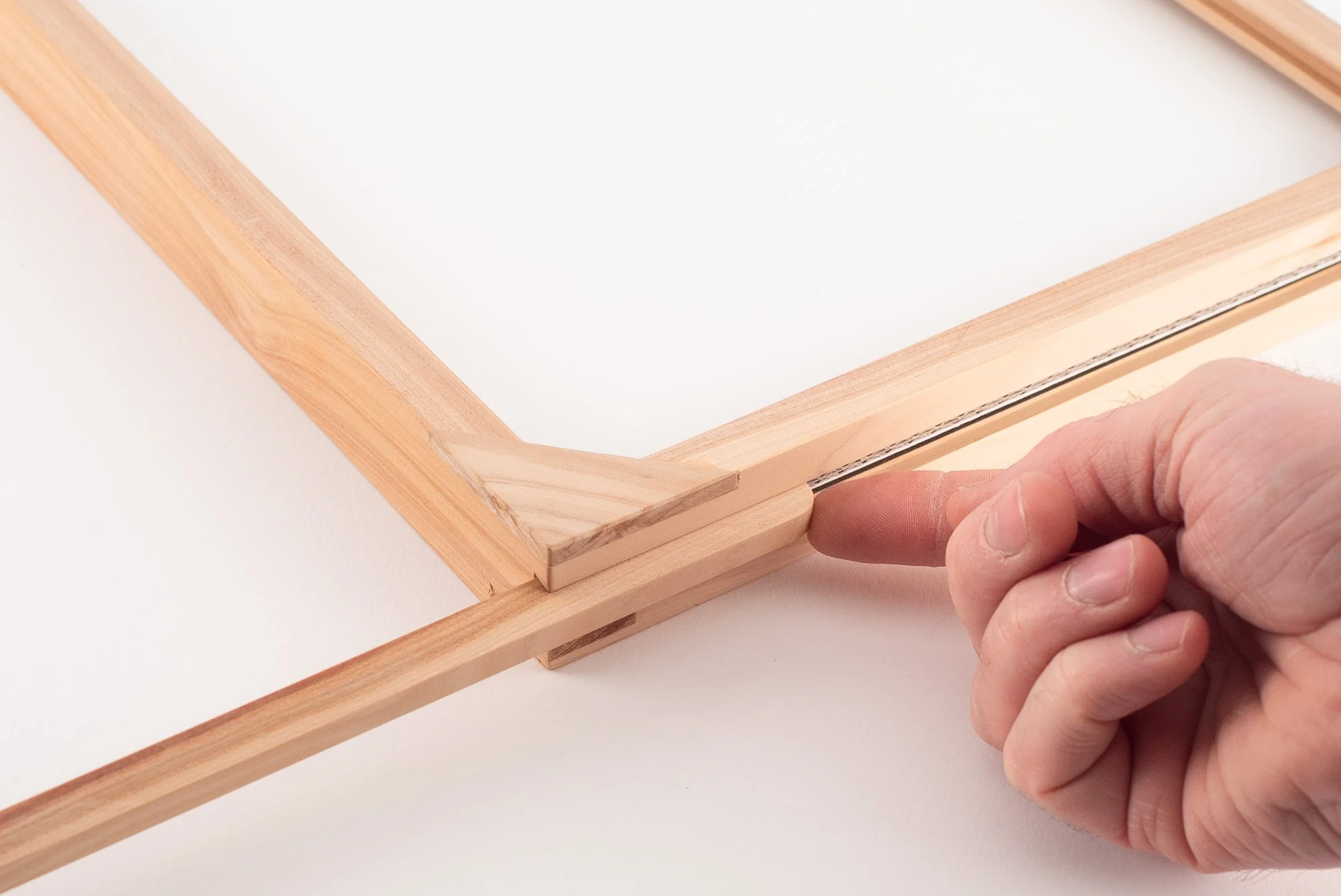 Hanging Dovetail Frame-4.jpg