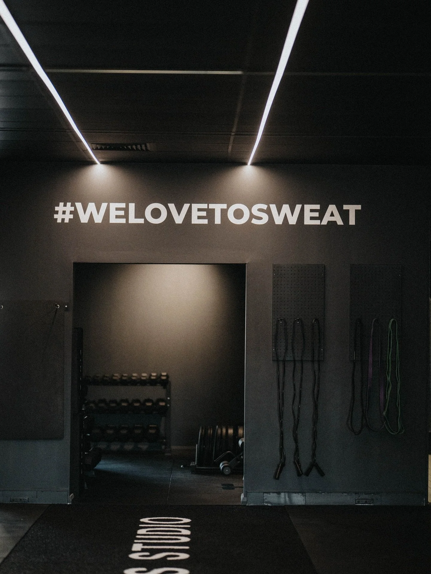 NEDLANDS 2.0 🚀 108 STIRLING HIGHWAY

Last night we welcomed our members and clients to an exclusive VIP preview of Nedlands 2.0 ✨

It was an evening of canap&eacute;s, flowing drinks and incredible company - a first look at our new flagship studio b