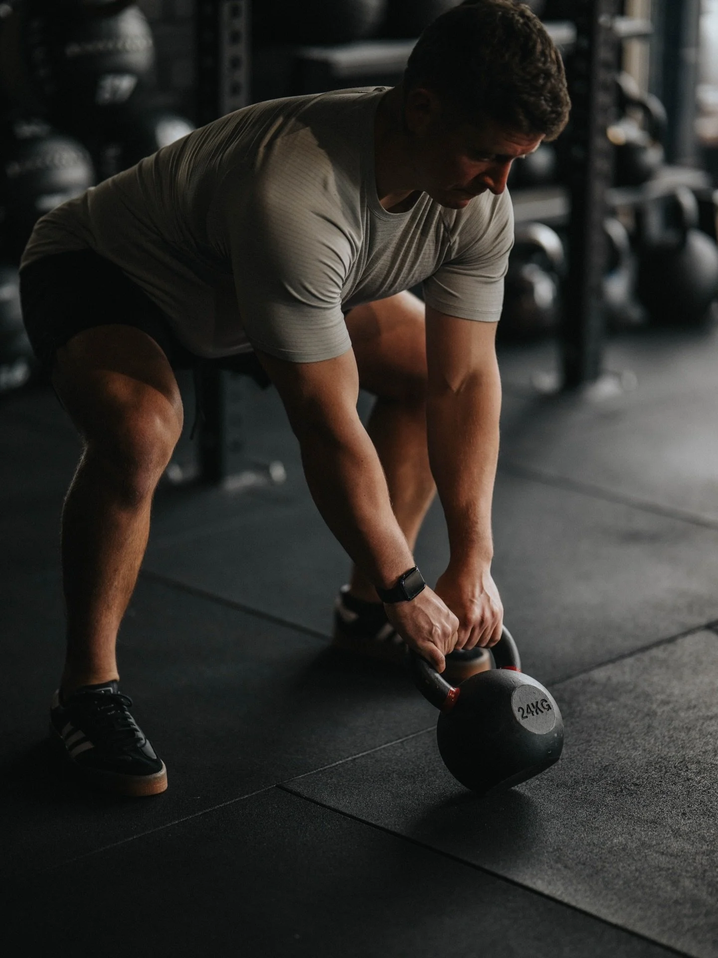 COACH: GARETH 💪

Originally from Belfast, Northern Ireland - Gareth has dedicated over a decade to the fitness industry. With experience in transformations, nutrition and powerlifting, he has found his true coaching passion in kettlebell training. 
