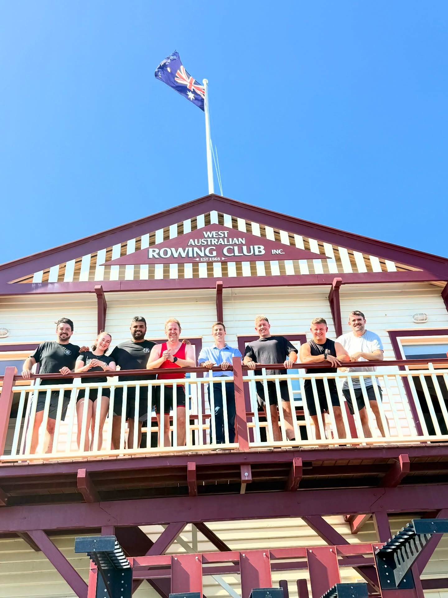 COMMUNITY. PERFORMANCE. PARTNERSHIP ✨

Today some of our coaching team stepped outside the studio and into one of WA&rsquo;s most iconic sporting institutions for a rowing-based personal development session at West Australian Rowing Club (@warc_)

Es