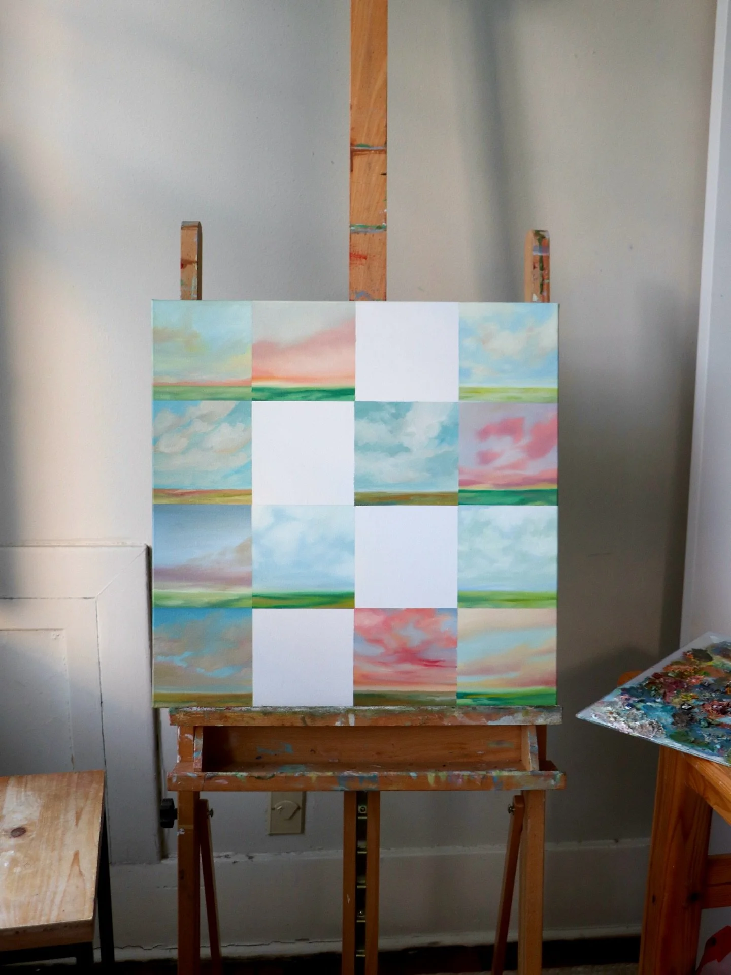 Beauty in Every Day Originals are almost finished! I just absolutely love the process of these. It’s so fun to watch them come alive square by square.💙