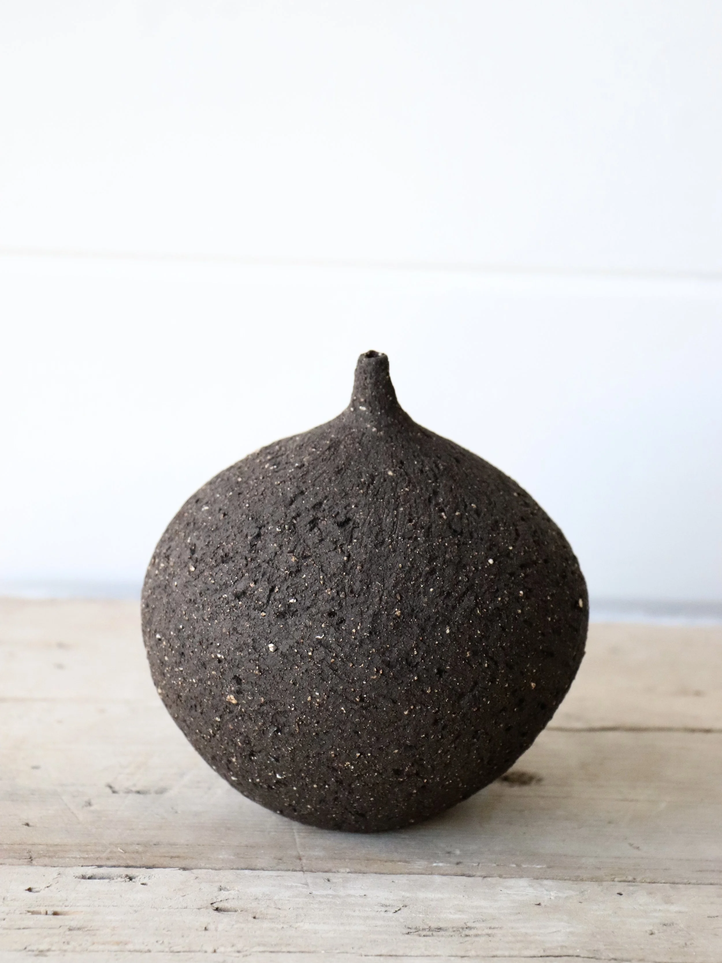 Dark Earth Pod - Medium £100.jpg