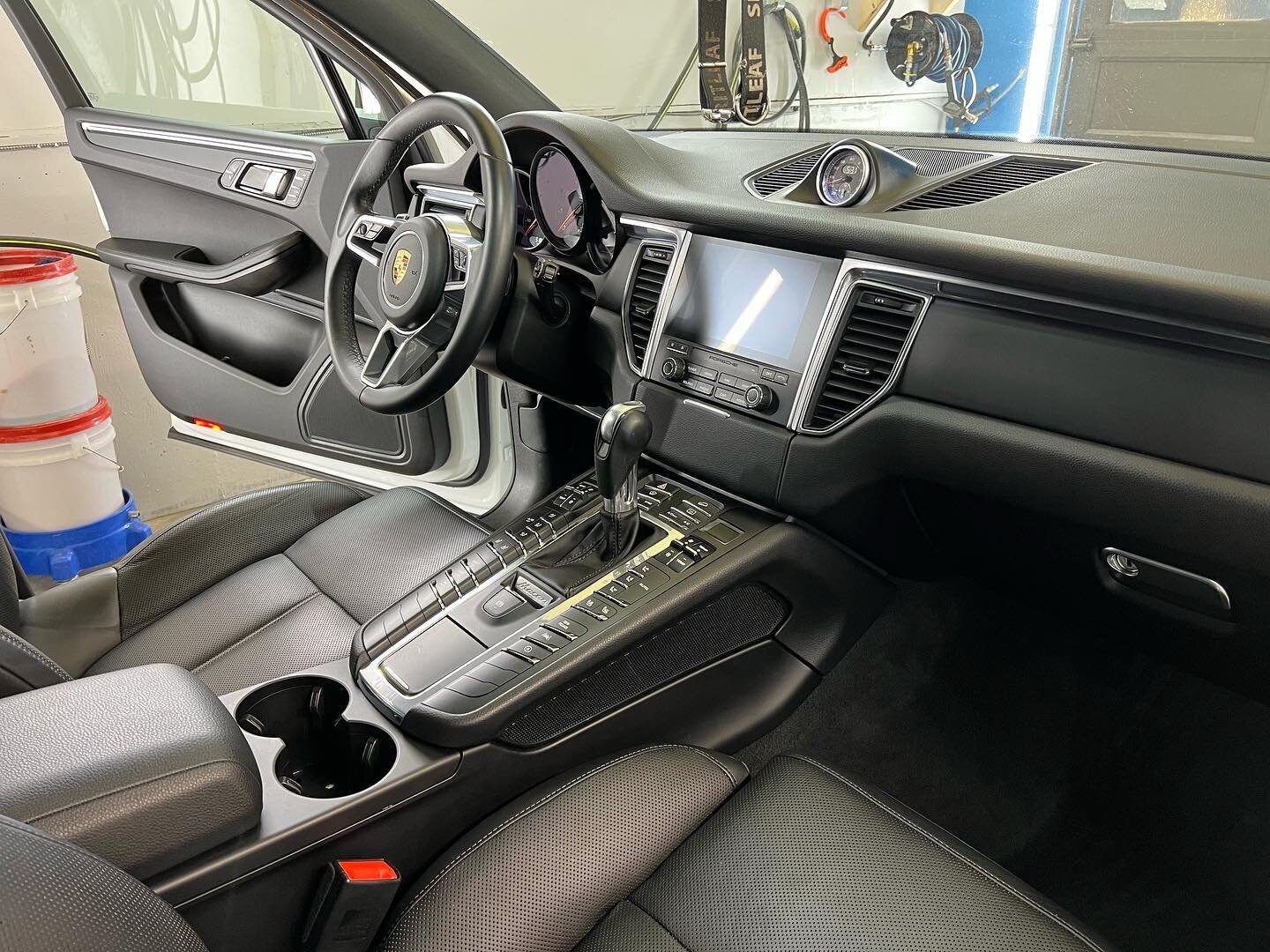Why waste time in line, when we come straight to you? ✨

CALL, TEXT, or DM today to book your next appointment!
📞📲 778-212-4994

🚘: Porsche Macan with an interior detail
#icsmobiledetailing #okanagancars #porsche #porschemacan #porschecanada