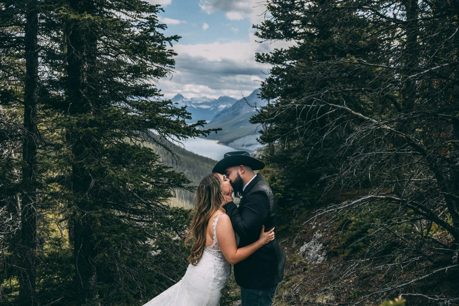 Kananaskis Hiking Elopement Allie Knulls Photography