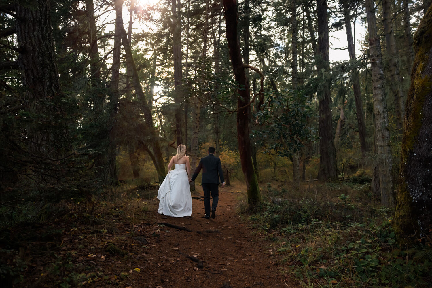 Vancouver Island Adventure Elopement and Small Wedding Photographer - Allie Knull's Photography-52.jpg