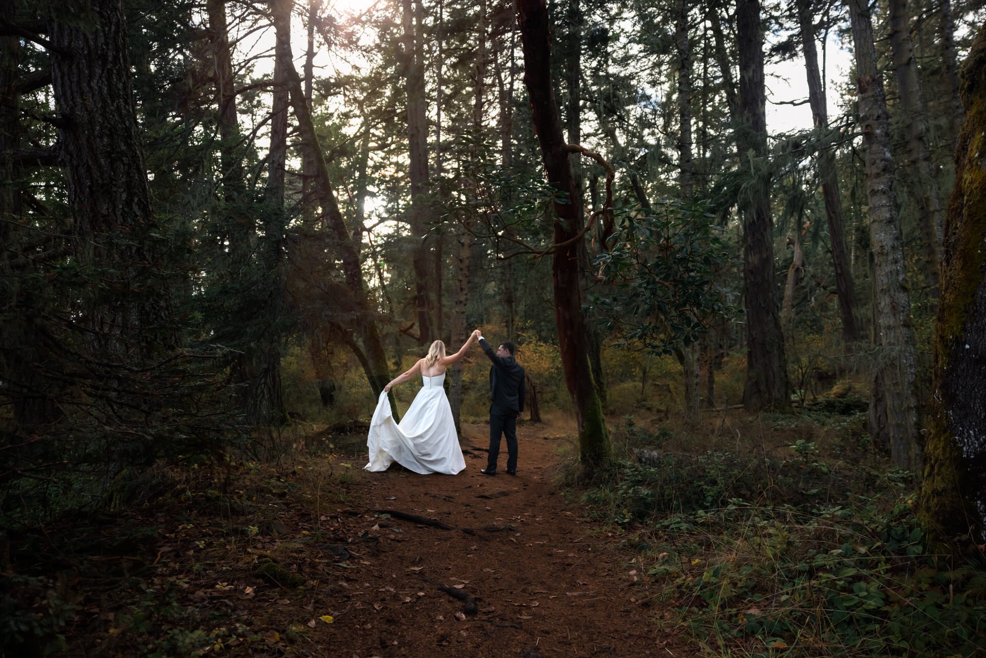 Vancouver Island Adventure Elopement and Small Wedding Photographer - Allie Knull's Photography-53.jpg