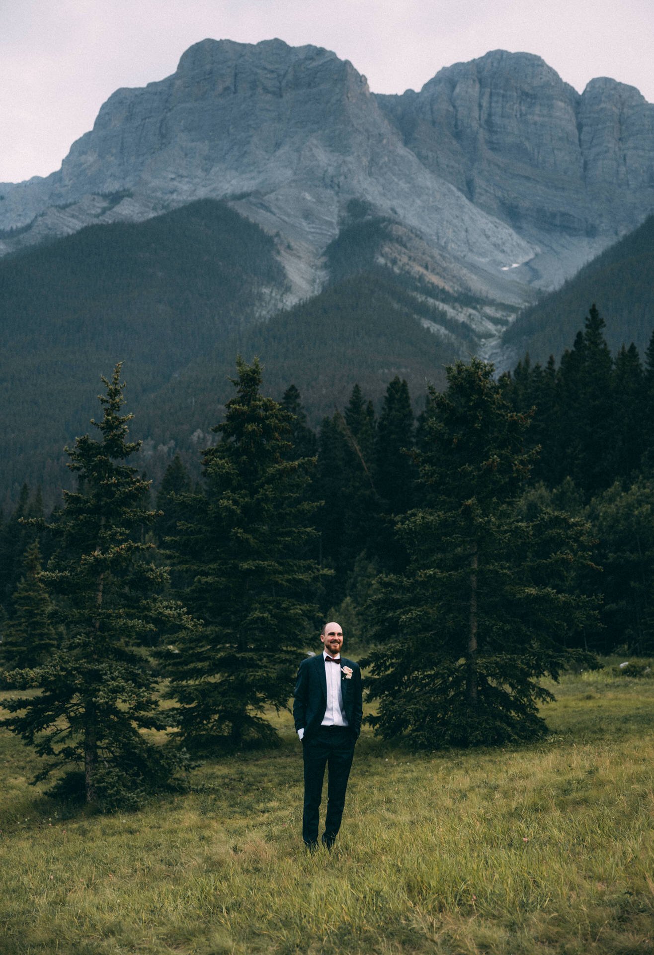 banff / canmore helicopter elopement in the rockies