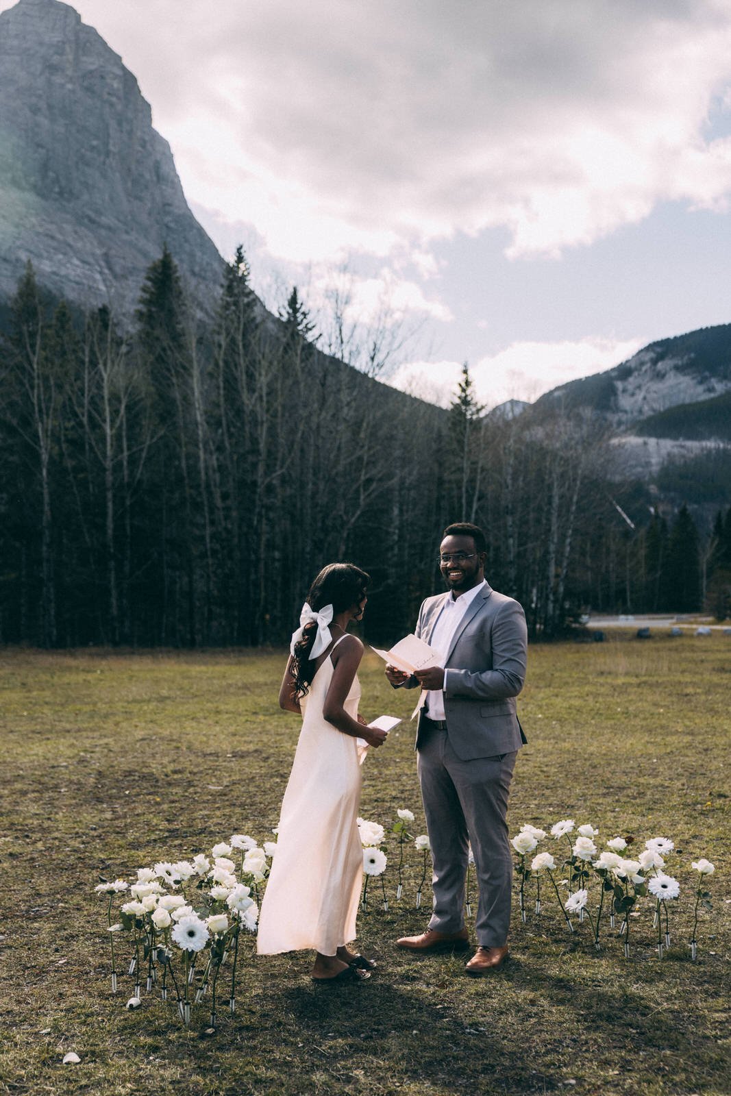 vow renewal / anniversary photoshoot in canmore alberta