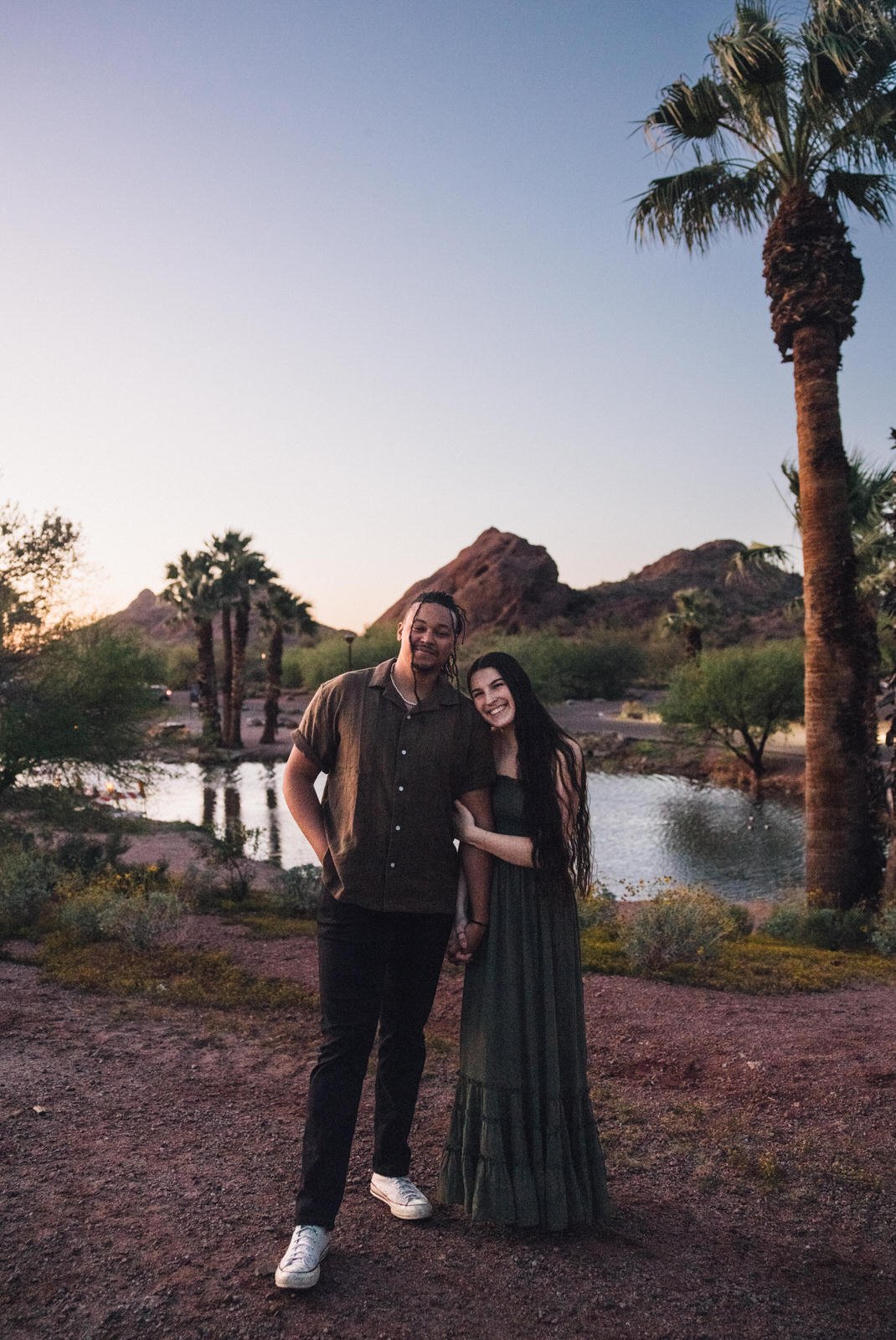 Phoenix couple photoshoot at papago park during sunset