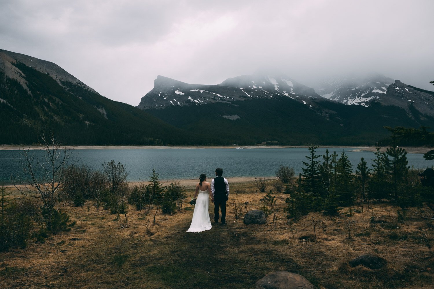 why to hire a photographer for your all day elopement