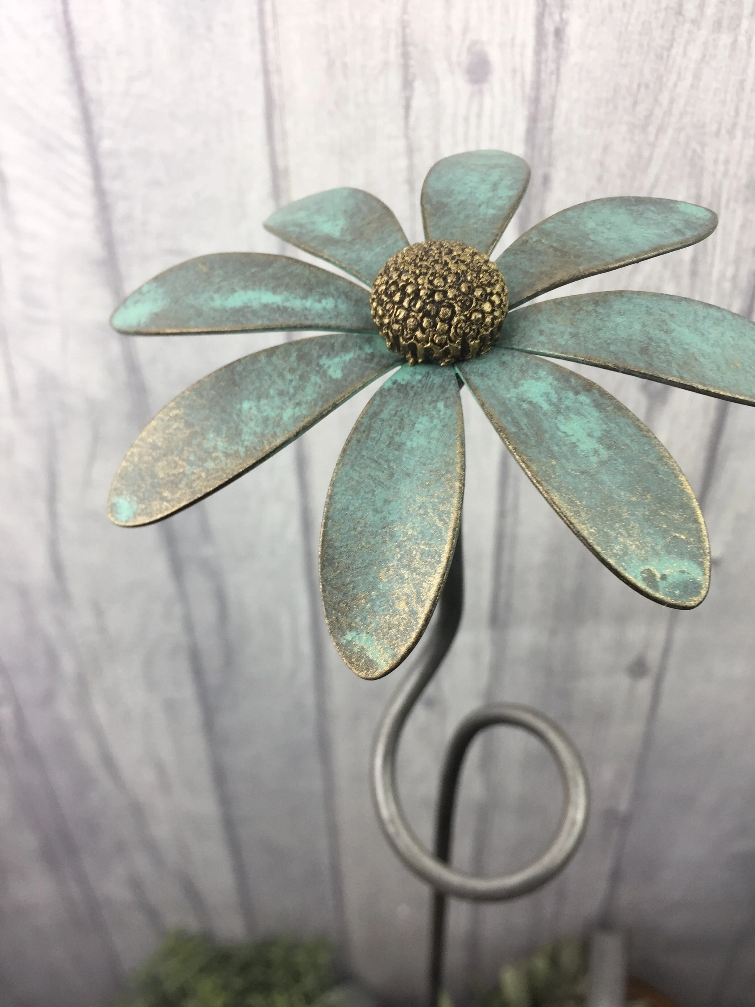 Daisy - Verdigris garden stake (Seconds Quality)