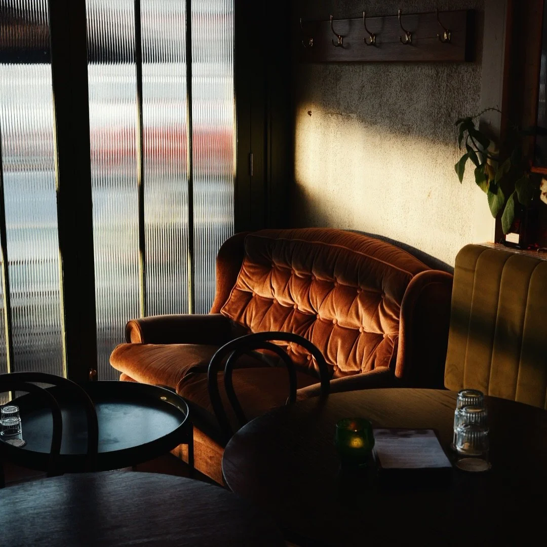 Getting some nice golden glow in here lately 🌞 

Fires on for the cold nights, new cocktails pouring, same great vibes

Here til late