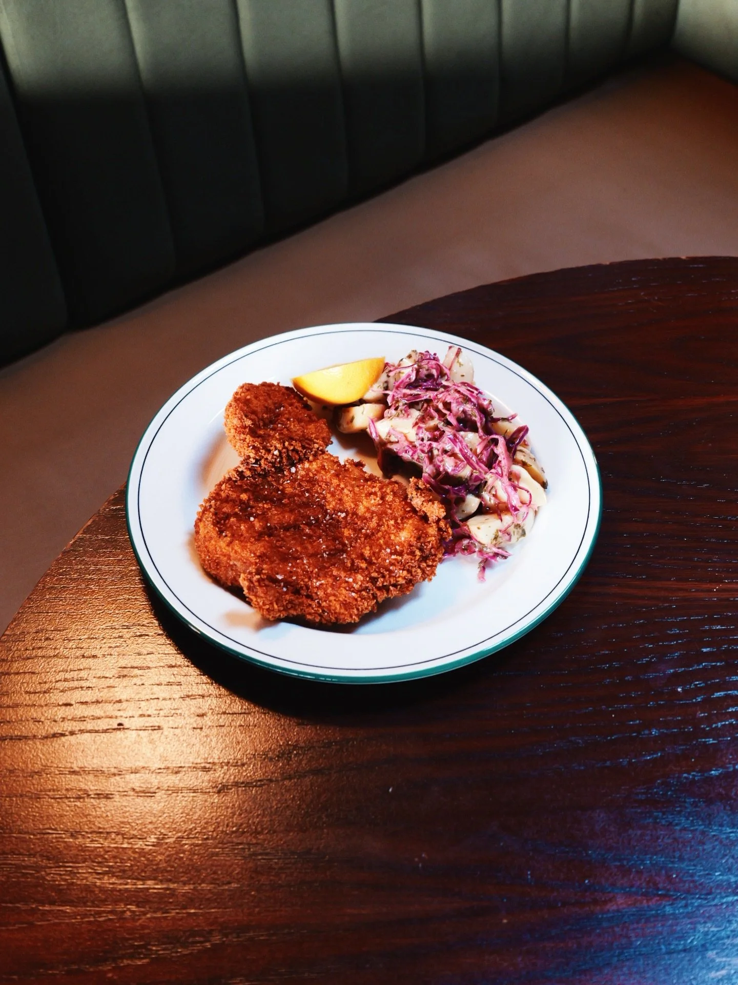 Pork schnitzel, potatoes, and red cabbage

A very yum addition to our food menu.

Kitchen from 4PM 

🦊❤️