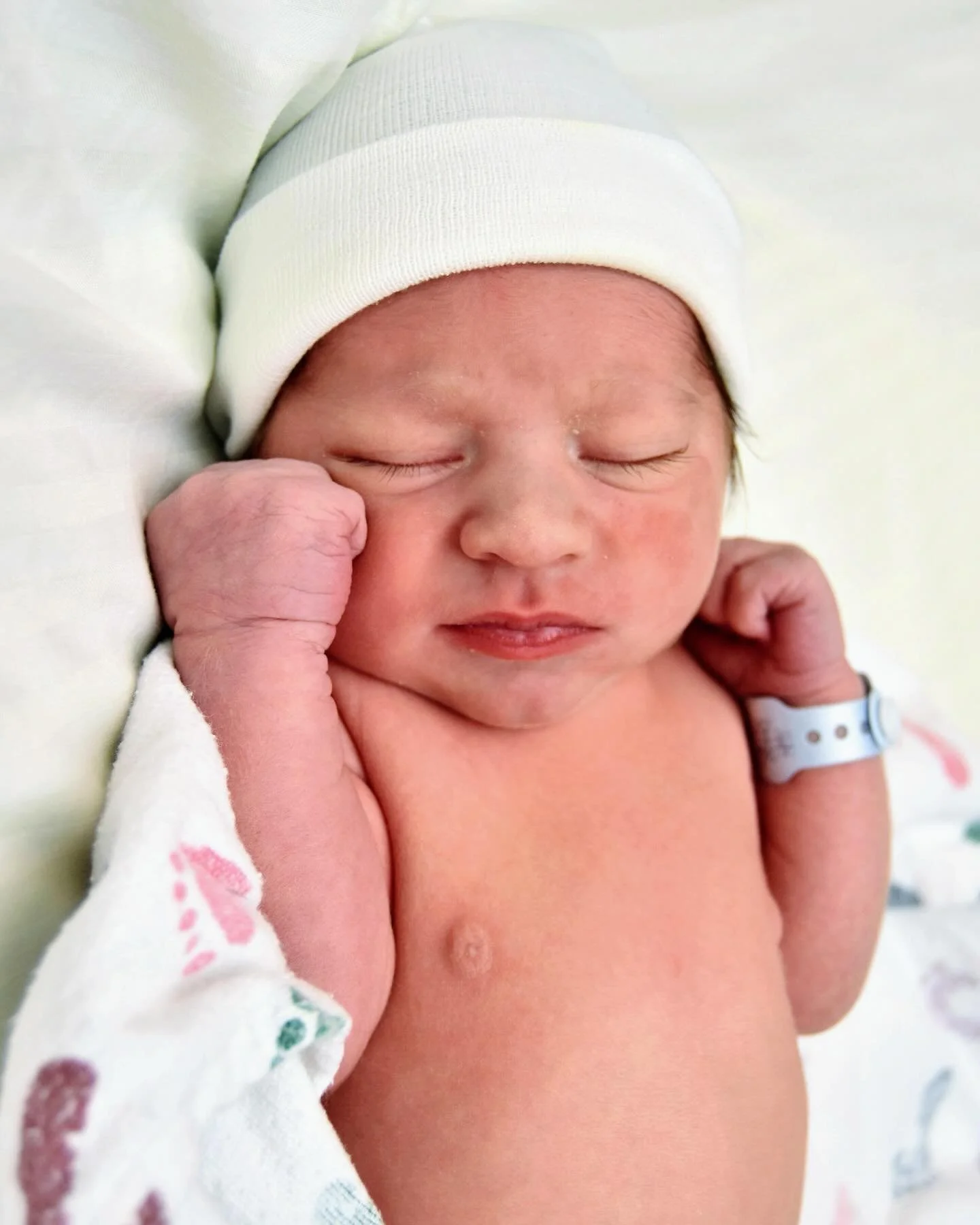 hello, world. ✨ max gabriel graced us with his presence on july 12 at 9:47pm, and our family is forever changed. birth story on the blog to come!