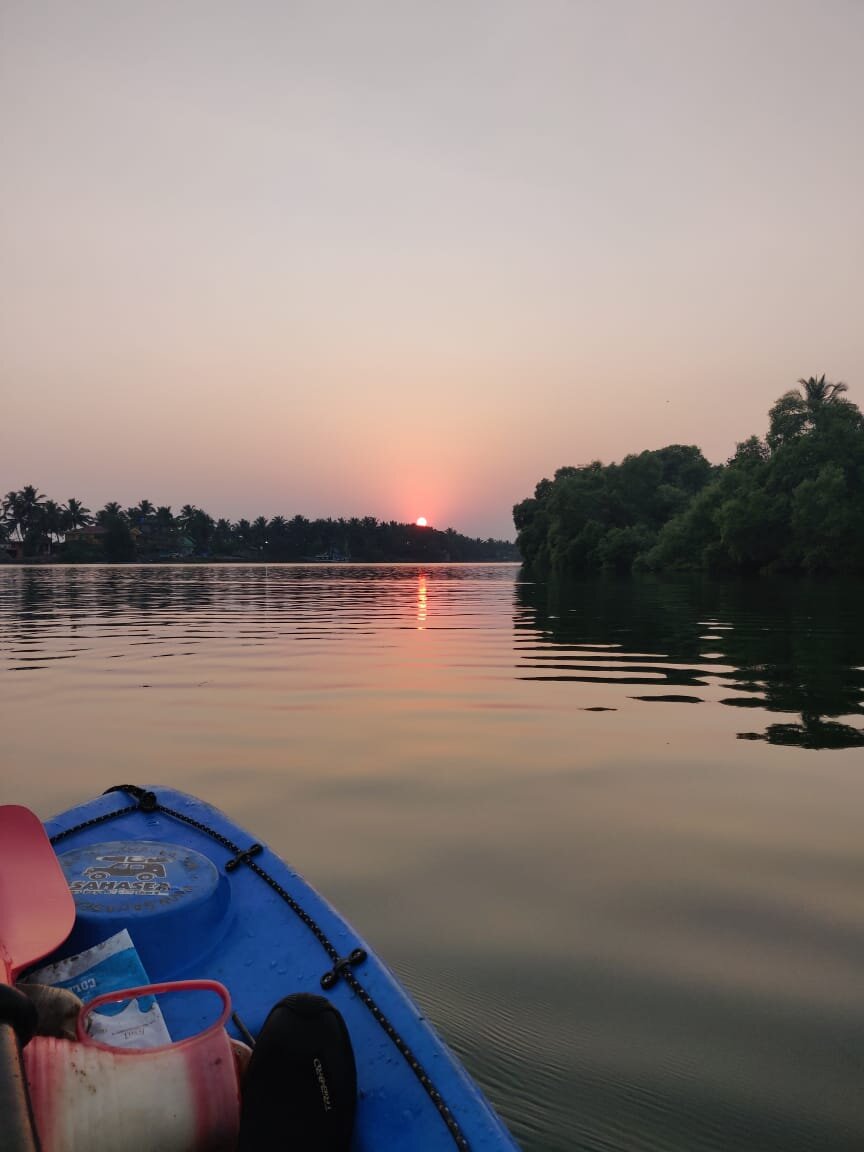 River Kayaking : Cavelossim Calling