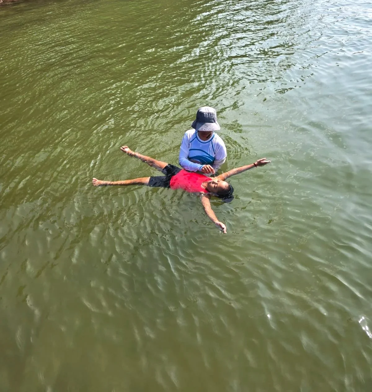 swimming+lessons+in+goa+for+kids.jpg