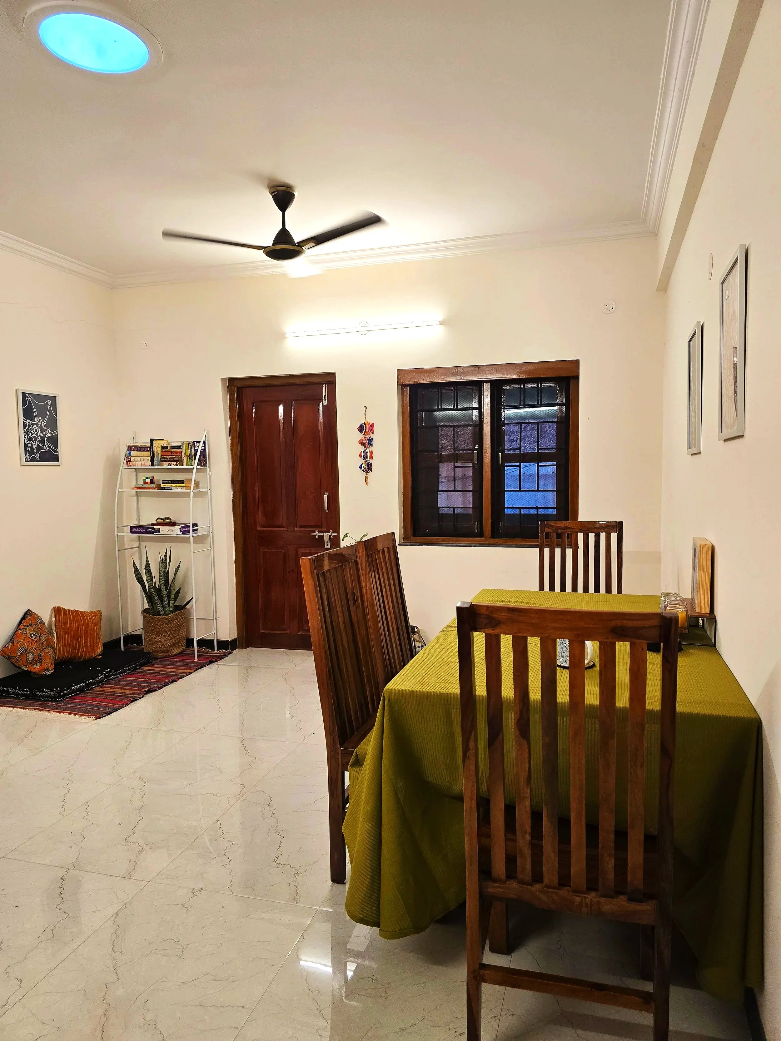 learn to swim at your next stay in goa with sahasea