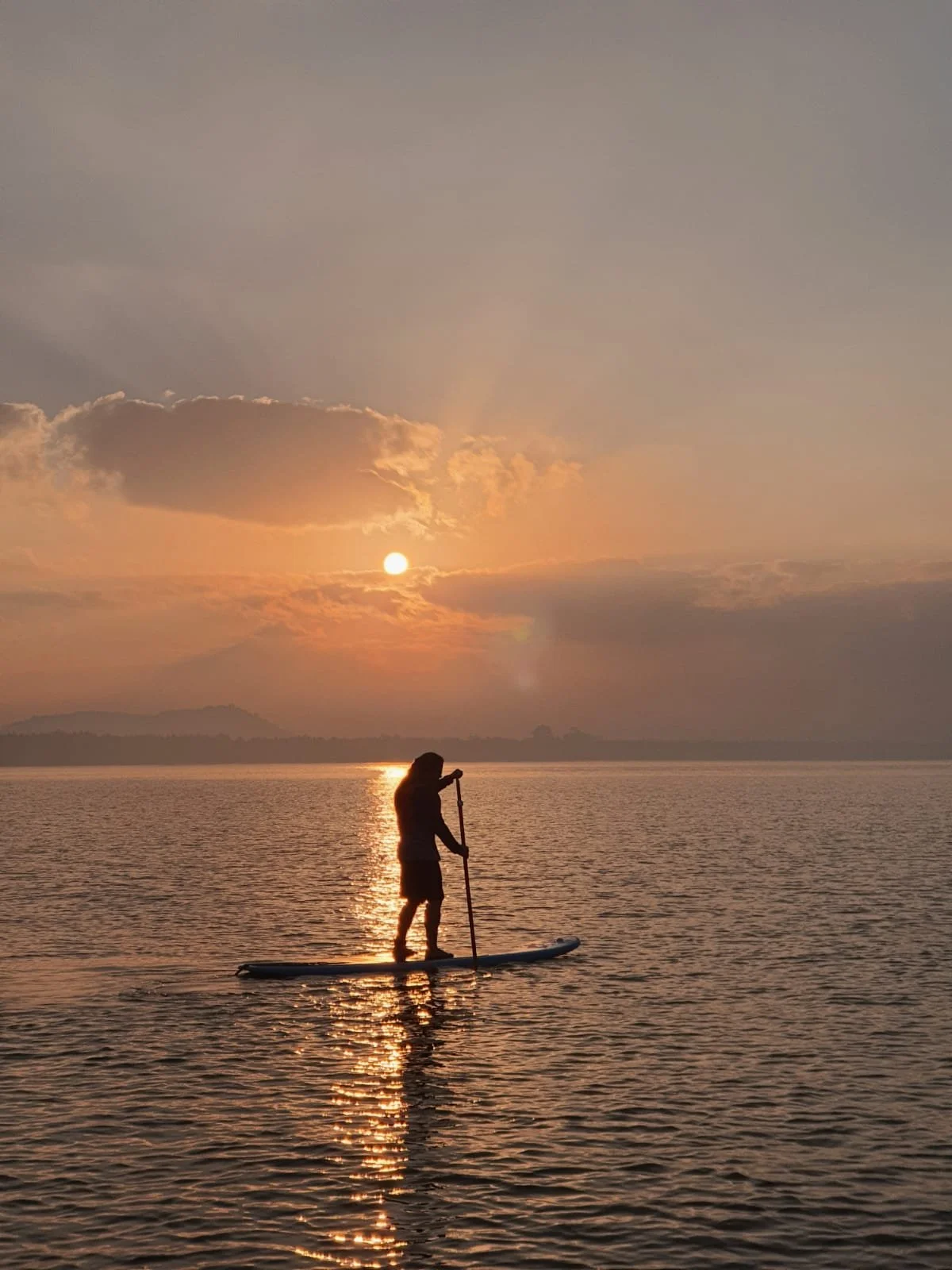 learn paddleboarding in calm waters at hollant beach in South goa