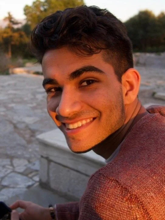 Arzucan_Headshot_Colour.jpg