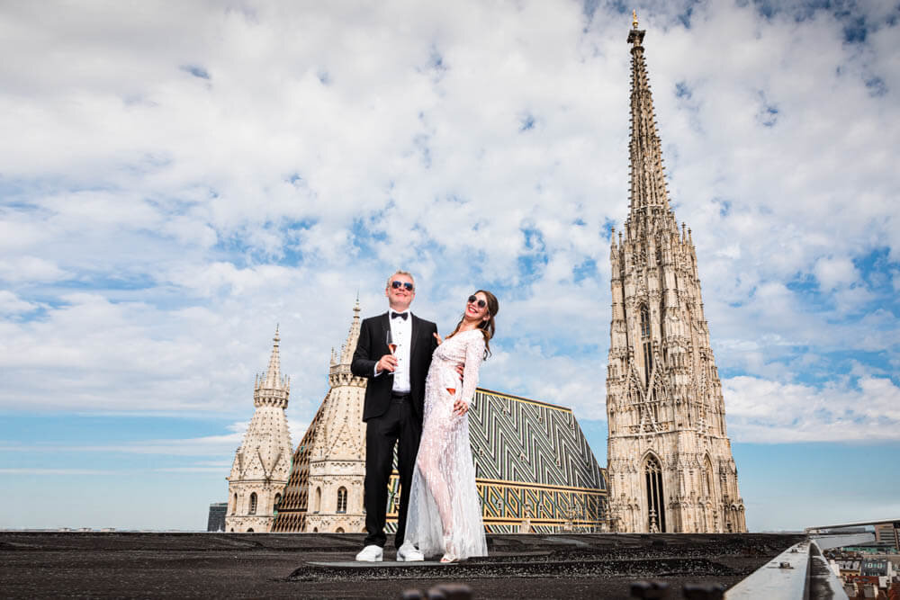 Photo of bridal couple with St. Stephen's Cathedral in the background