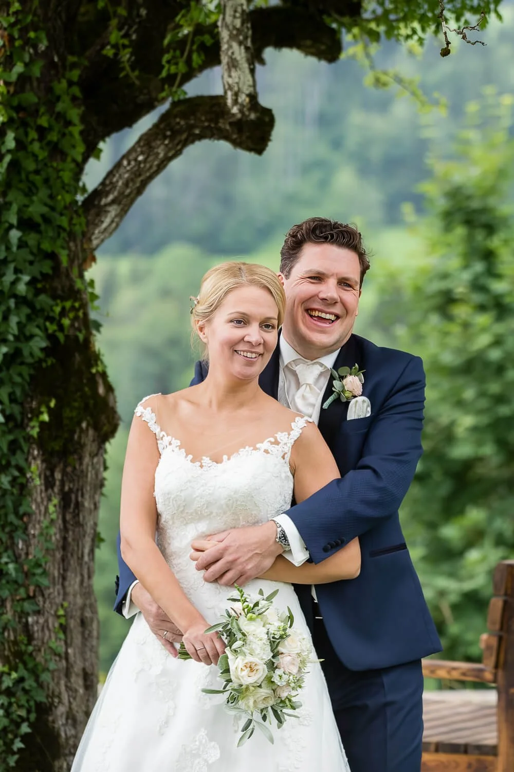 Standesamt Wien Foto Hochzeitspaar in Schönbrunn
