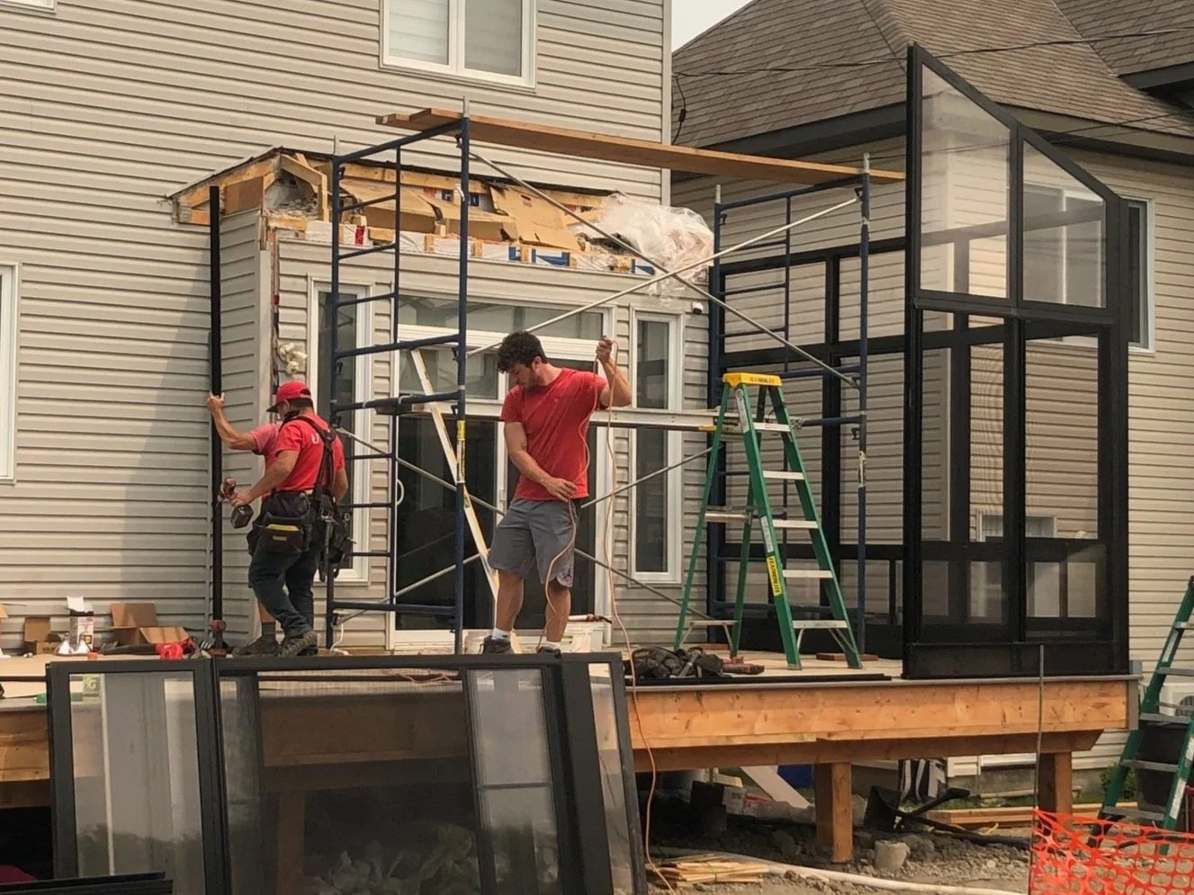 Deck Builders & Fence installers West Island & Greater Montreal