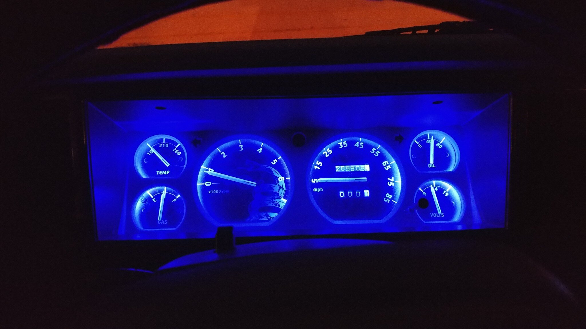 96 XJ dtom blue lights.jpg