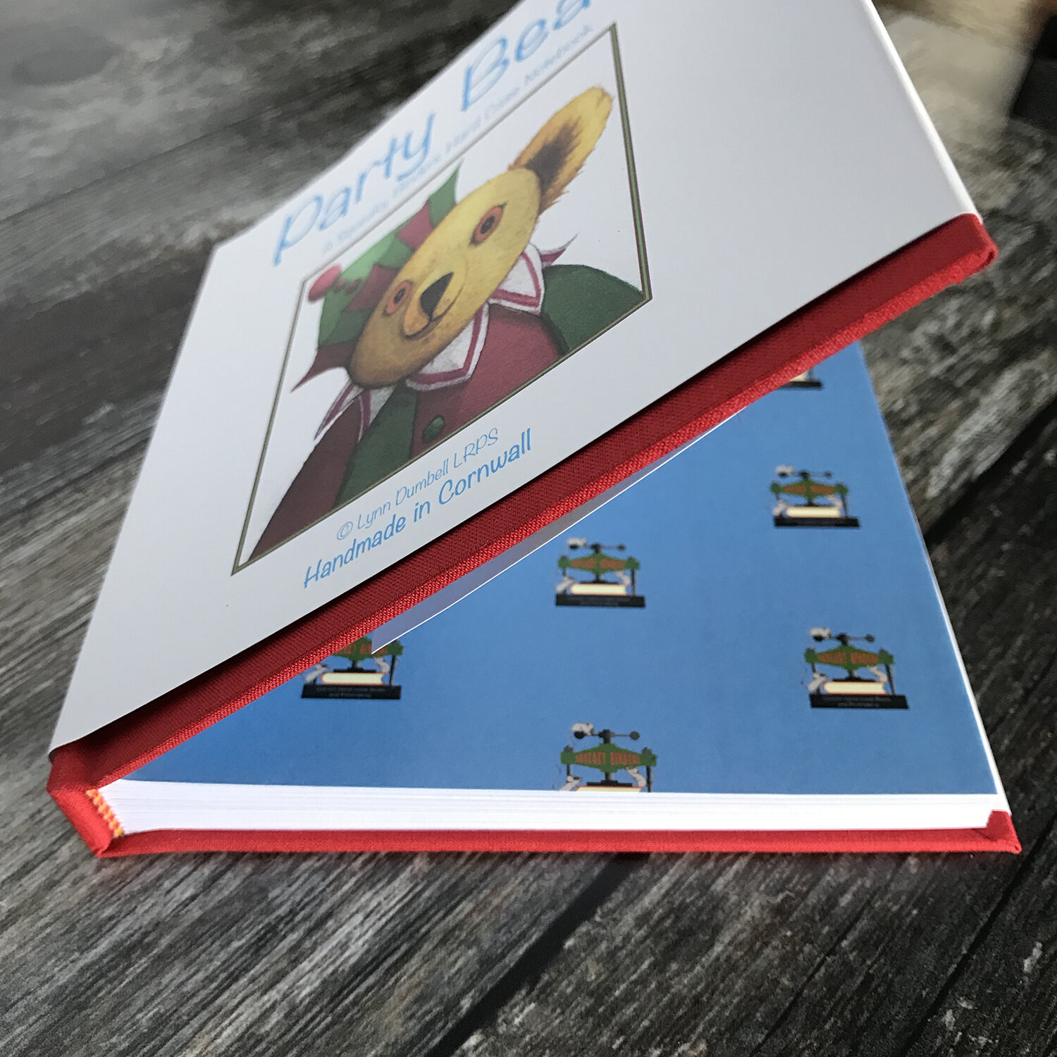 Website_First_Choice_Notebook_Party_Bears_02.jpg