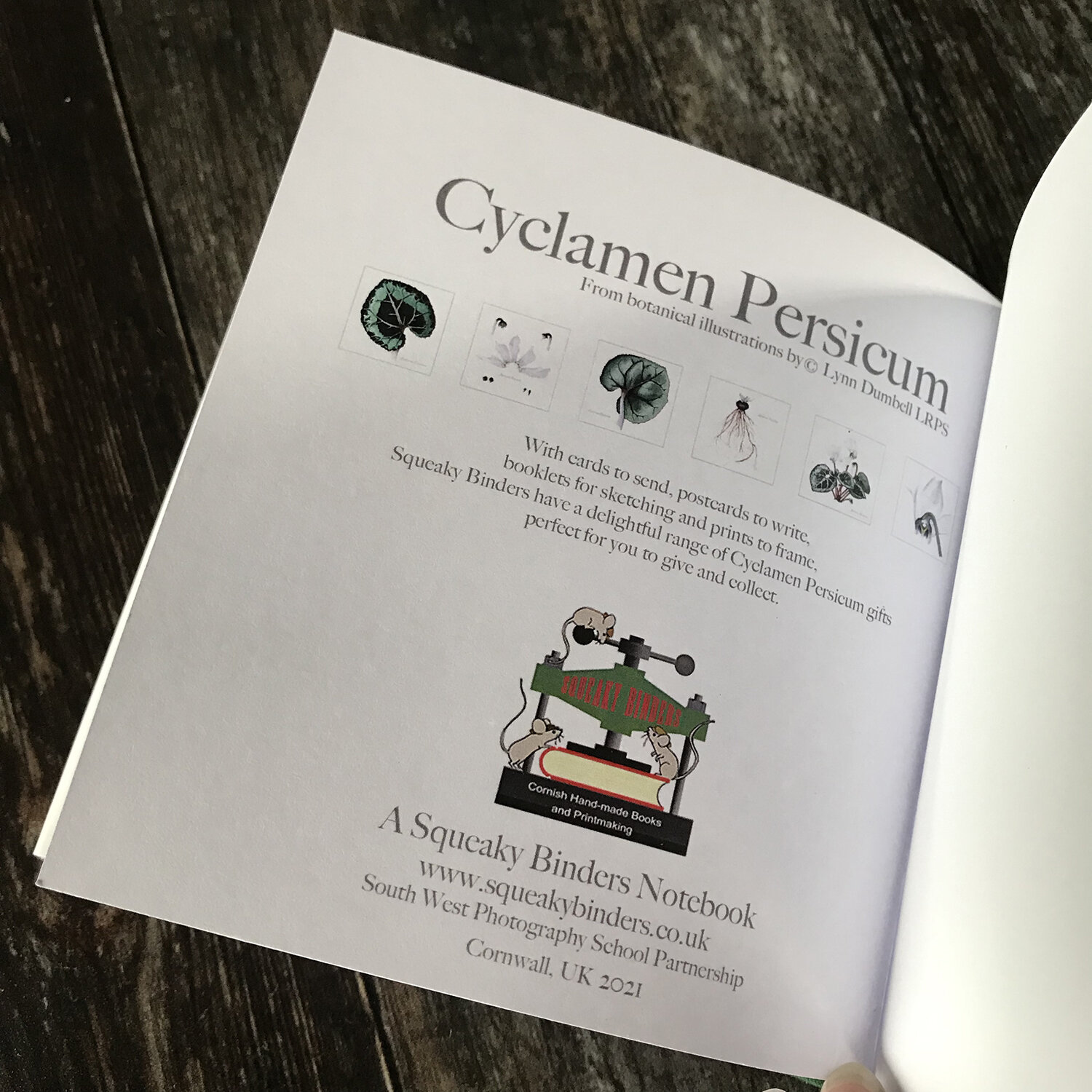 Website_First_Choice_Notebook_Cyclamen_06.jpg