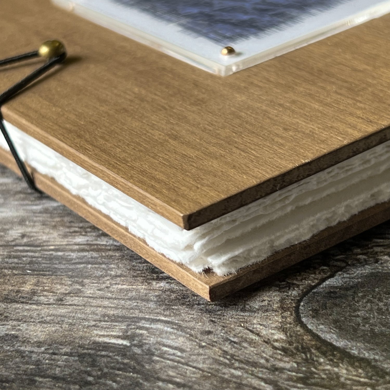Three_Ring_Walnut_Sketchbook_Atlantic_Corner_Edge.jpg
