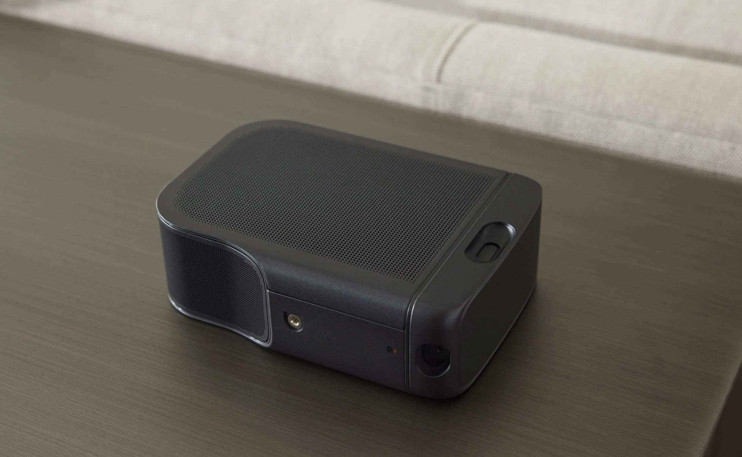 220524_JBL_Soundbar_1000_Product_AW_3217_x2.jpg