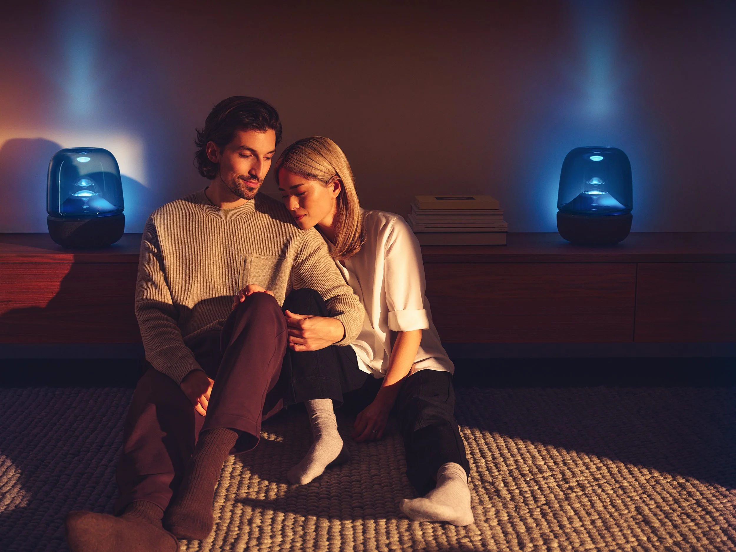 HarmanKardon-LIVING ROOM-310_B.jpg