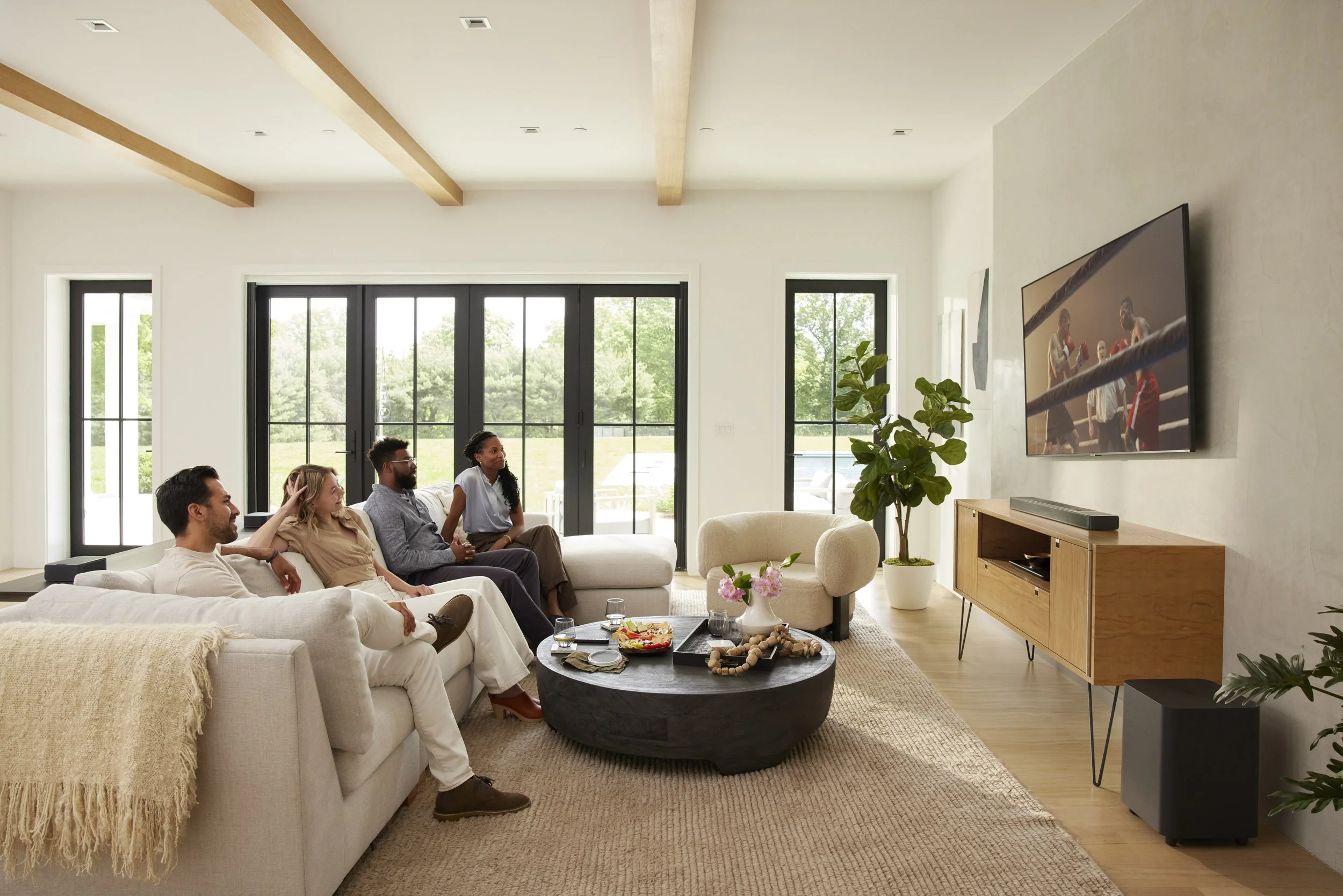 220524_JBL_Soundbar_1000_Lifestyle_C_AW_5700_x4.jpg