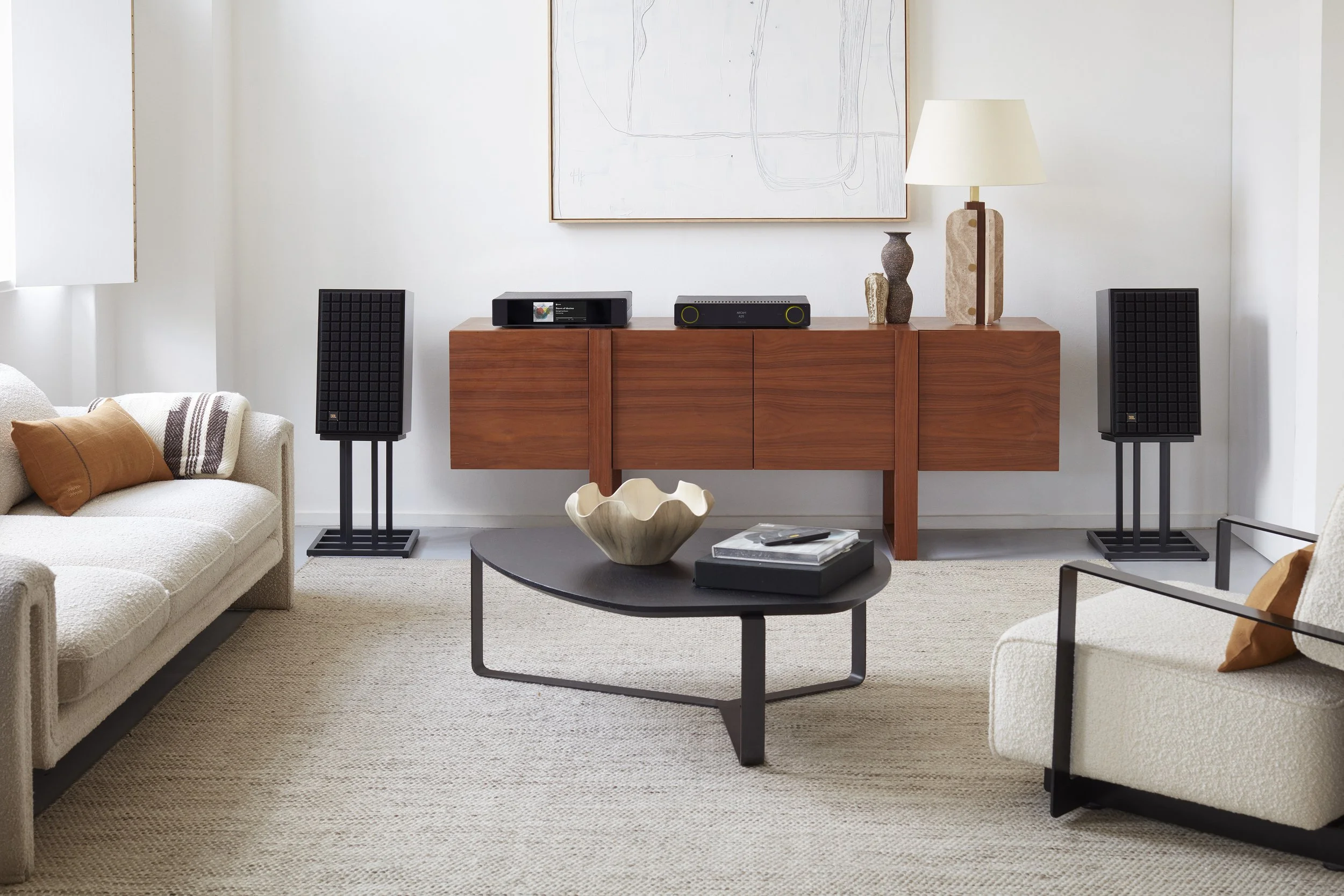 LS_ARCAM_Radia_ST25_A25_JBL L82_Lifestyle.jpg