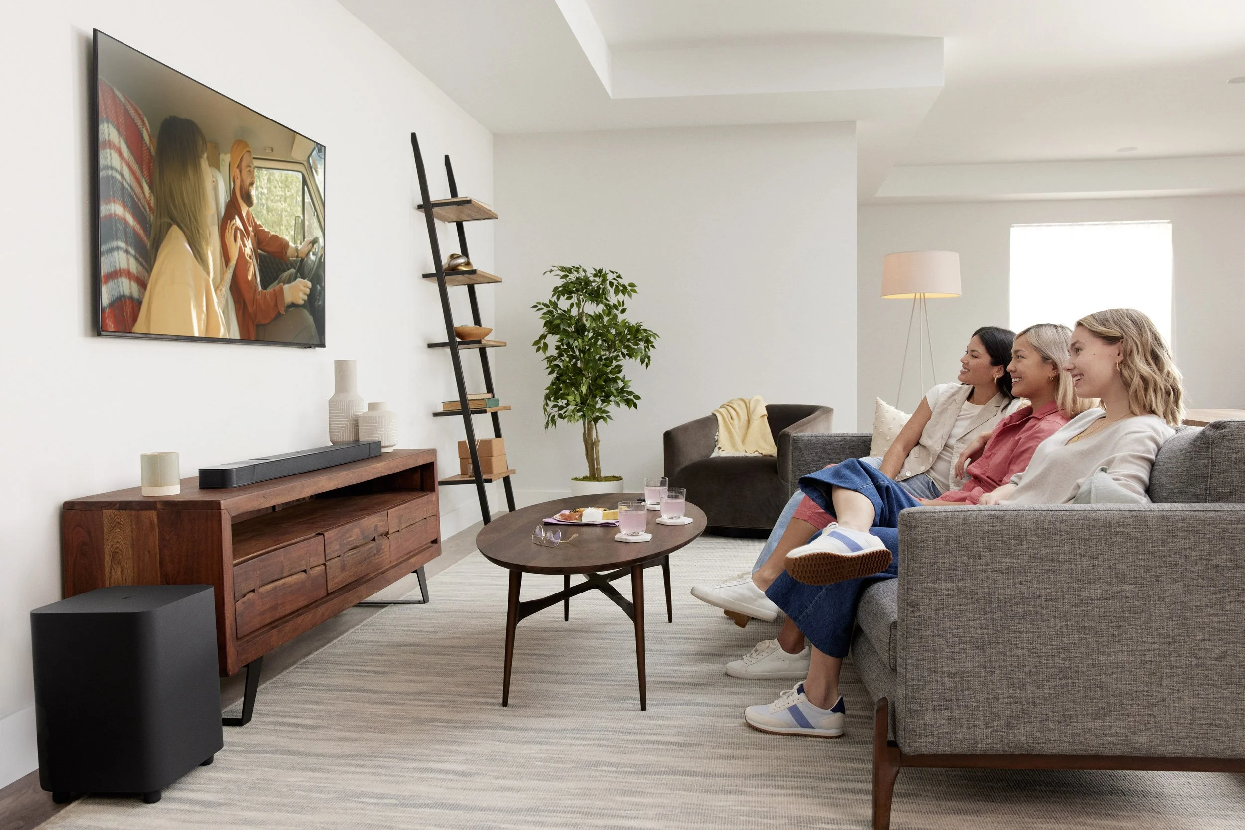 220524_JBL_Soundbar_800_Lifestyle_A_AW_6925_x3.jpg