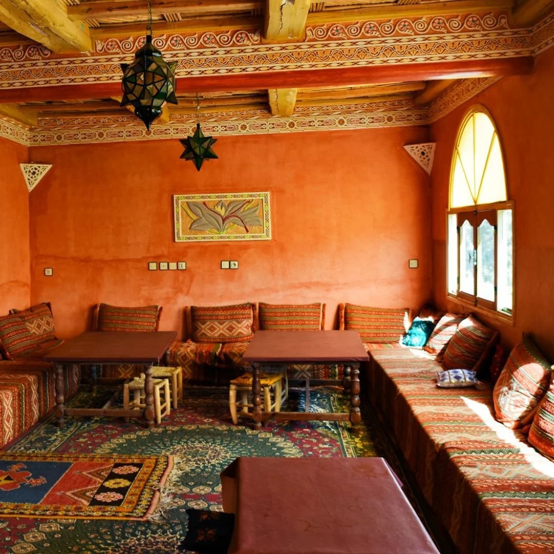 Nothing says guest oriented like Moroccan living rooms (salons). Usually having two salons, one for everyday life and another for guests, they are styled to offer hospitality at any given moment. Having a couch (frosh) that spans the entire length of